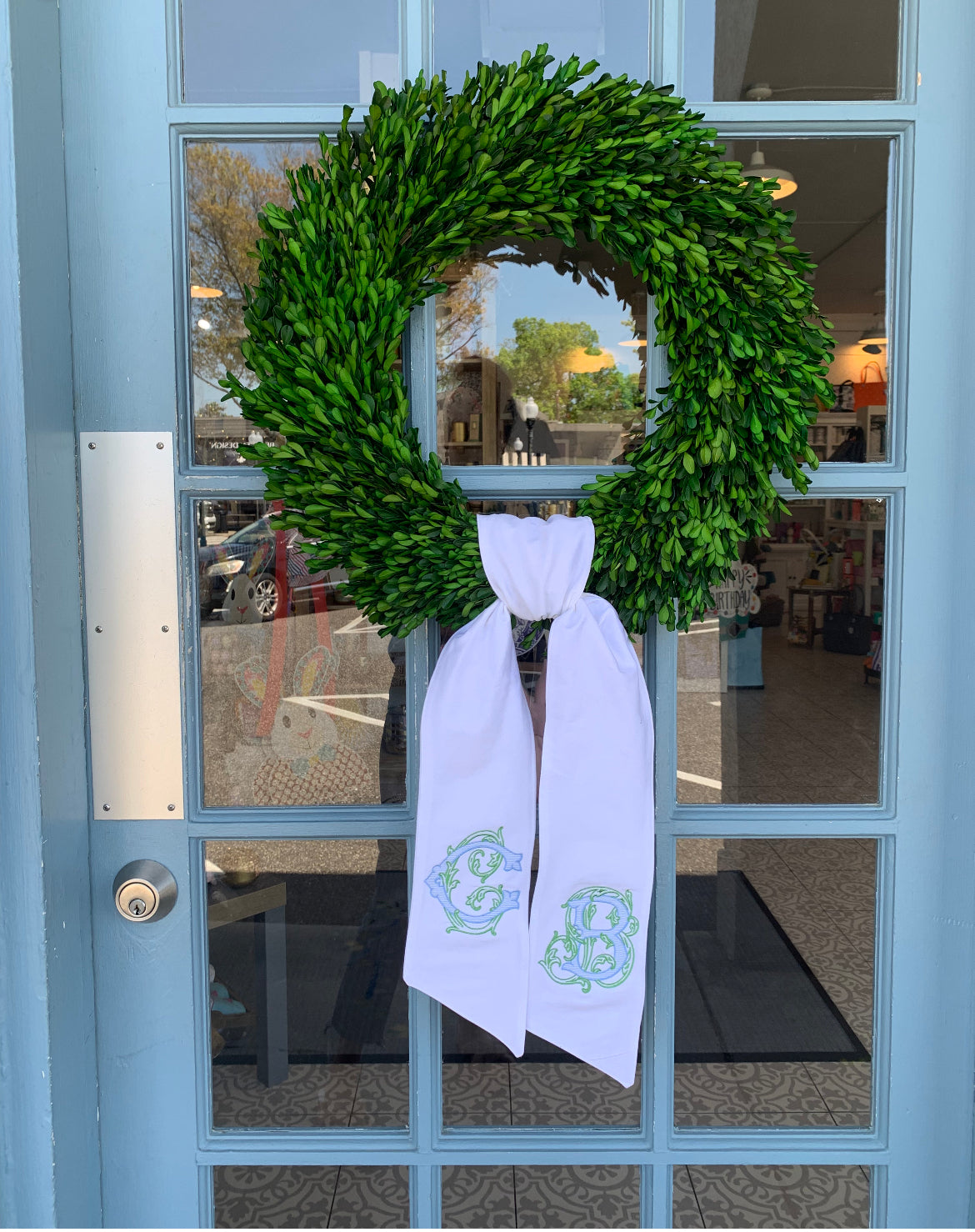 Vine monogram (monogram charge only, sash and wreath not included)