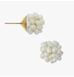 Susan Shaw Pearl Cluster Stud Earrings (1323W)