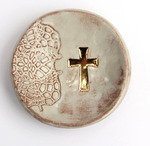 Gold Cross Pottery Ring Dish (Gray)