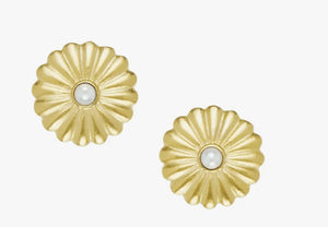 Susan Shaw Gold Medium Connie Concho Peal Earrings (1270W)