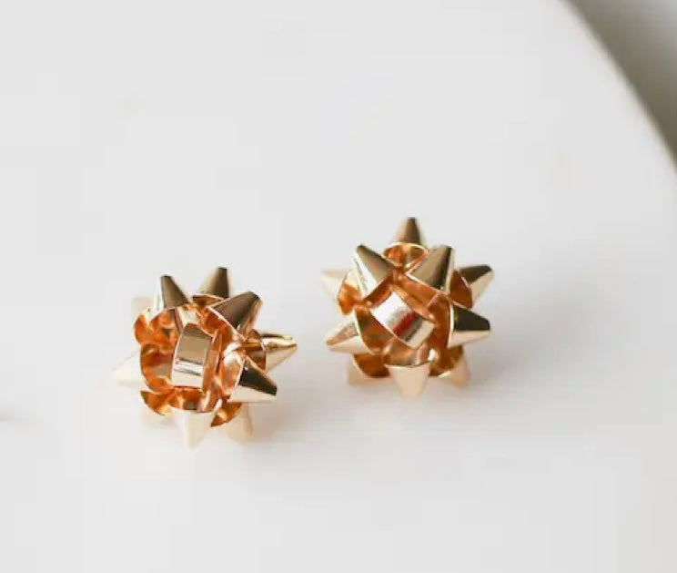Gold Present Bow Earrings