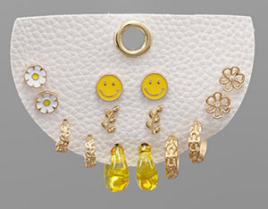 Smiley and Daisy Stud Earring Set