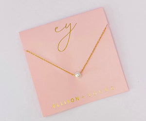 Dainty single pearl necklace