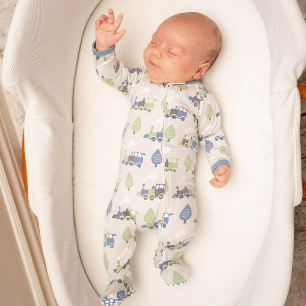 12-18 Mo Trains Zipper Footie